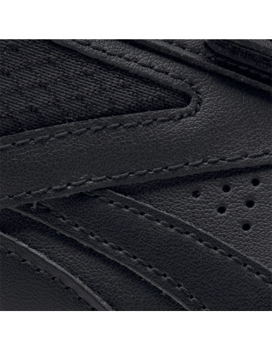 Zapatilla de Tiempo Libre para HOMBRE...